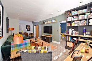 Photo 11- click for photo gallery